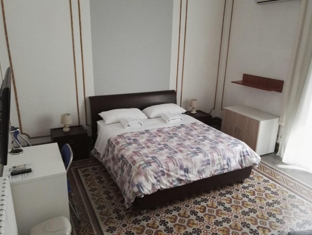Beautiful Life Bed & Breakfast ปาแลร์โม ภายนอก รูปภาพ